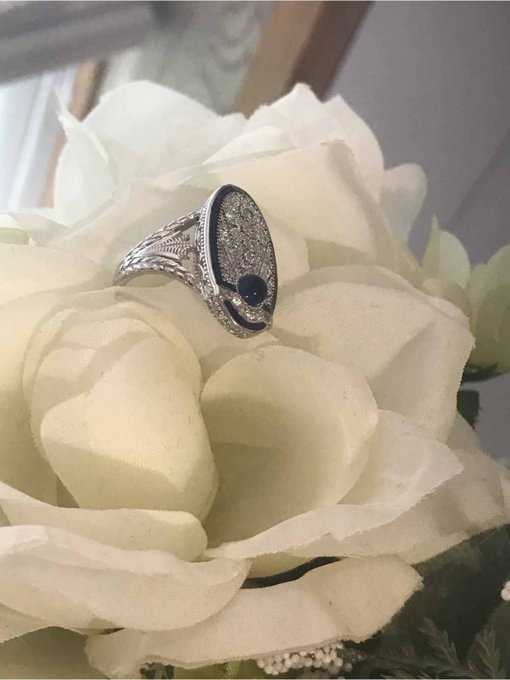 Vintage Silver Blue Stone Filigree Ring